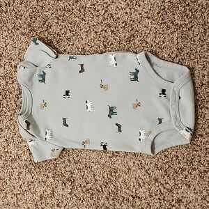 Carter's- Onesie- 3m